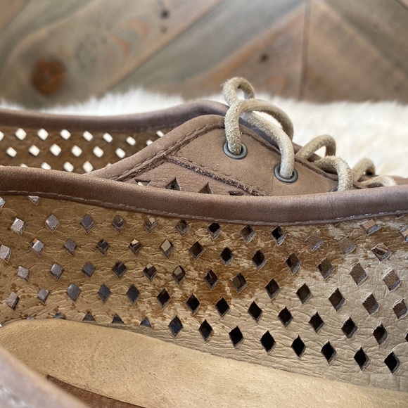 Frye Tegan Perforated Laced Low Sneakers 8 - Picture 14 of 16